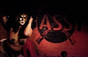Misty Lotus fire eater indieBerlin Bassy Club Bananas Dada burlesque
