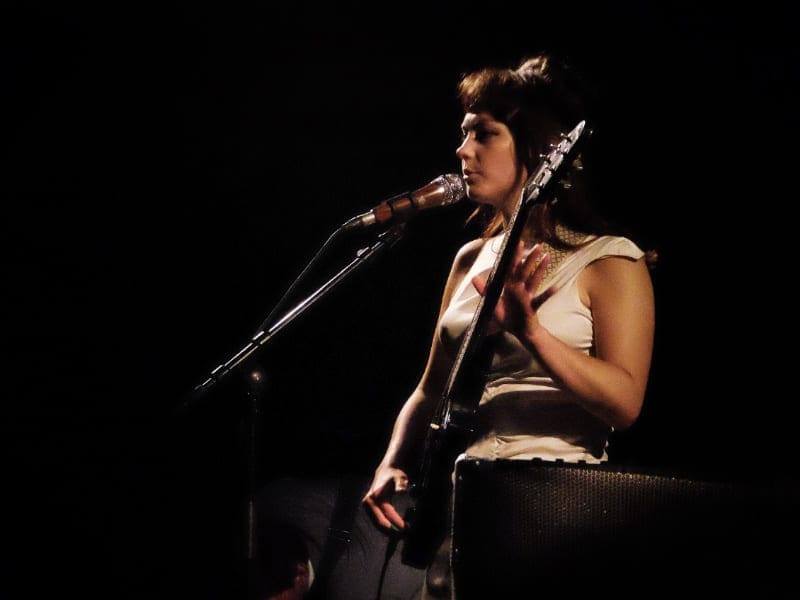 We’re just here to see our Angel, and what a voice… Angel Olsen live at Heimathafen Review!