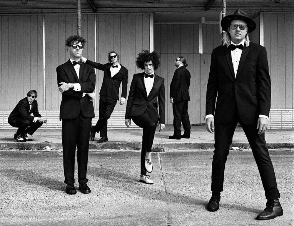 Arcade Fire on stage at Zitadelle Berlin or how to overthink in the summer